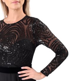 Long evening dress with a sequin tulle bodice