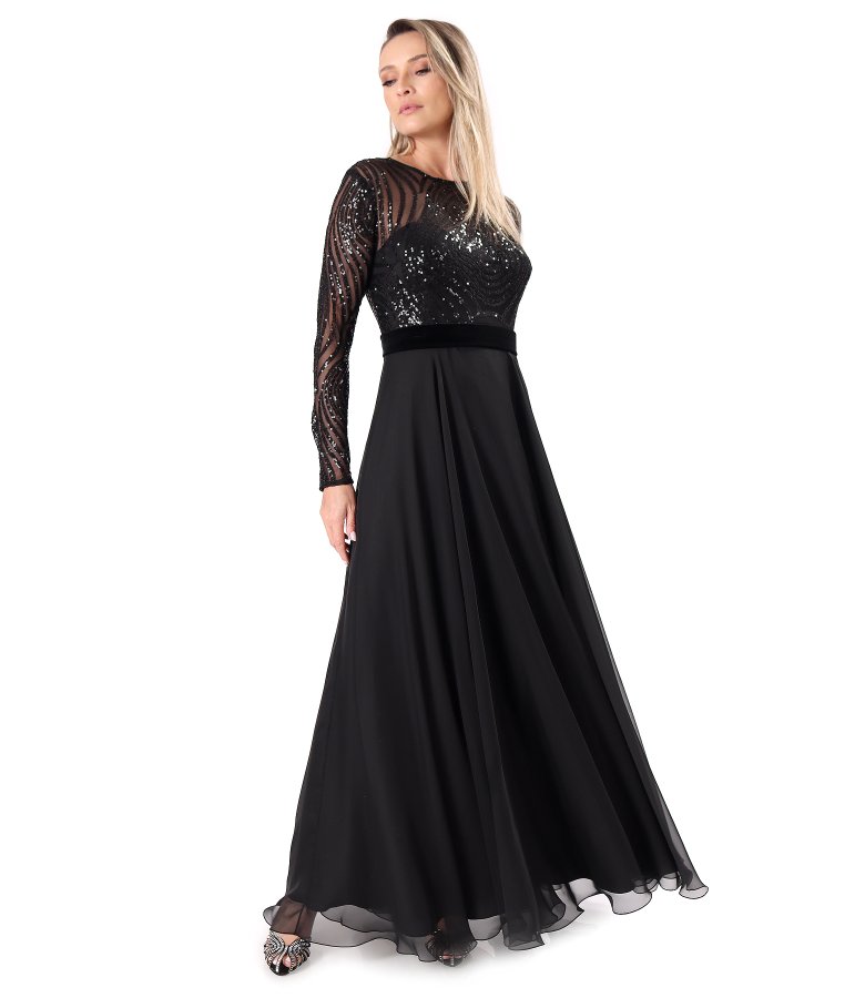 Long evening dress with a sequin tulle bodice
