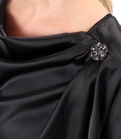 Midi dress in stretch satin with boat neckline