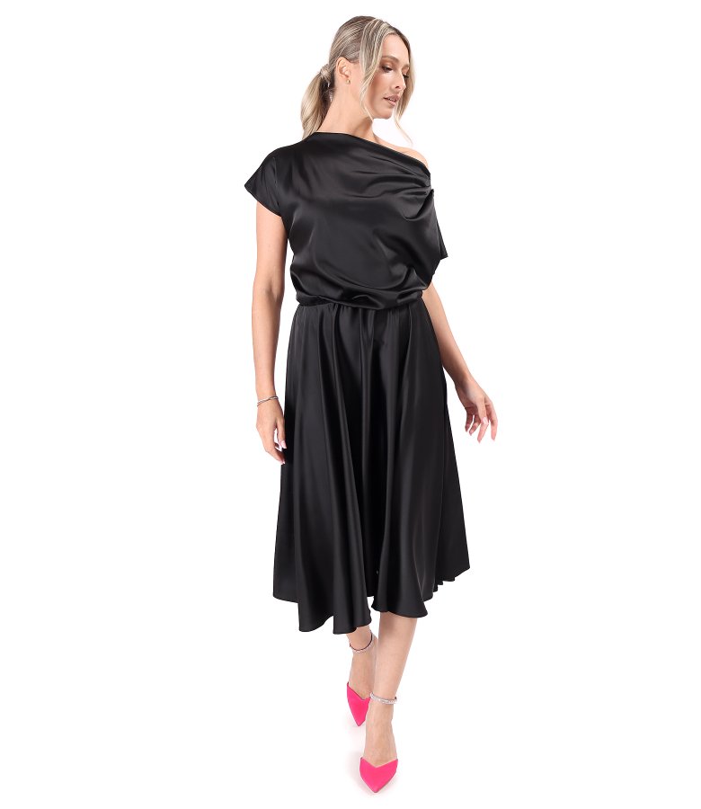 Midi dress in stretch satin with boat neckline