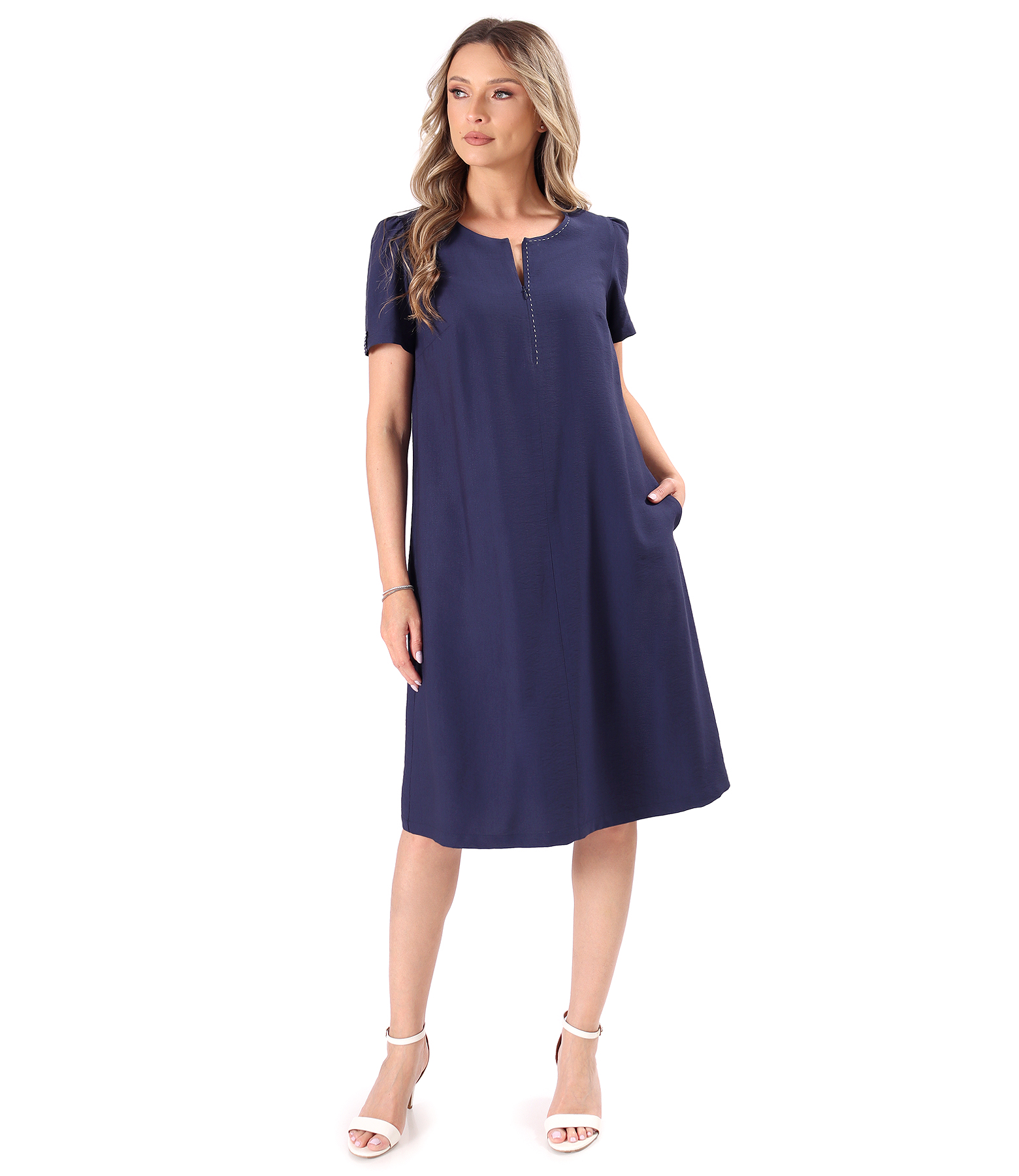 Flared dress in lightly crinkled viscose