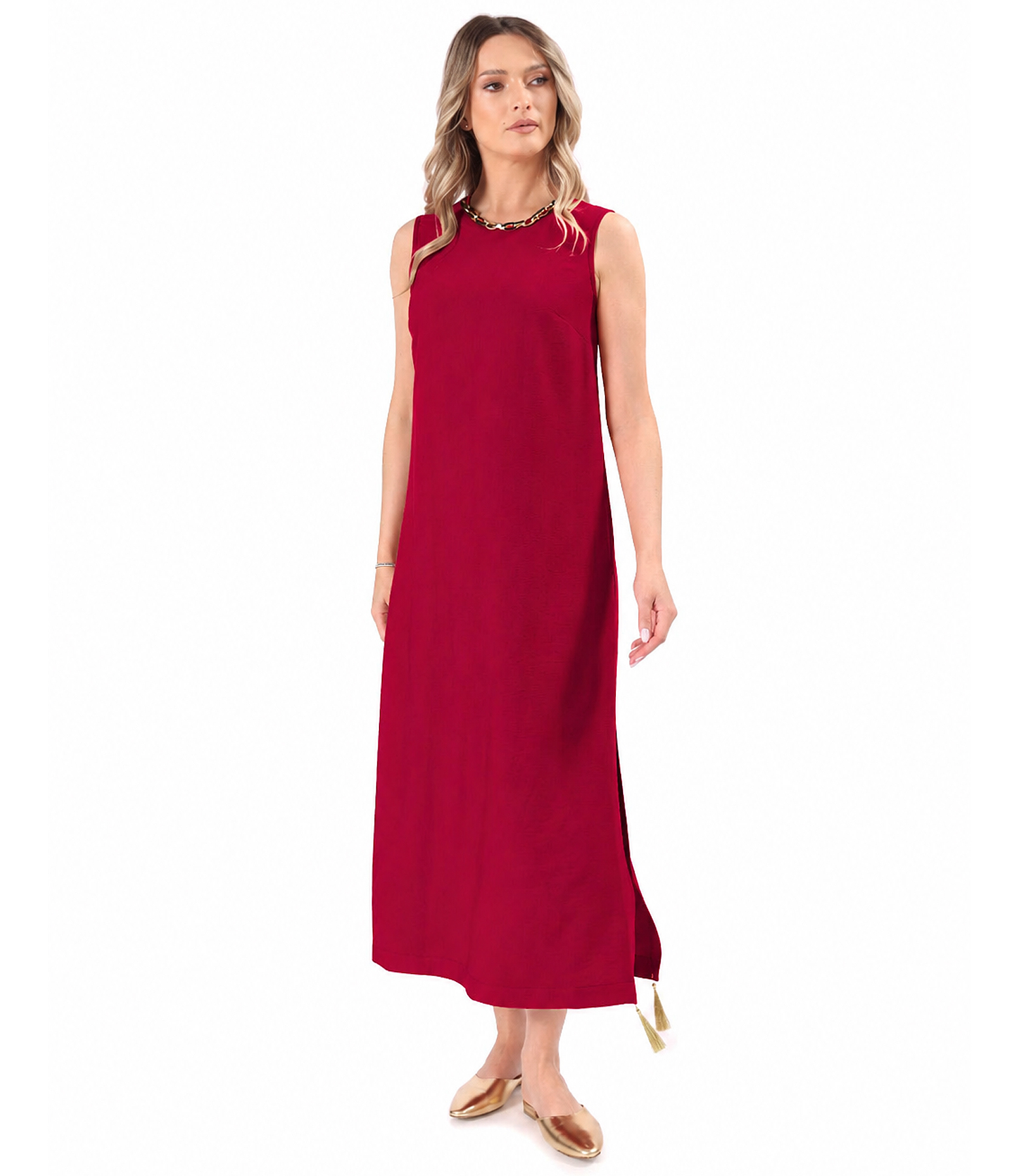 Long elegant dress made of viscose fabric