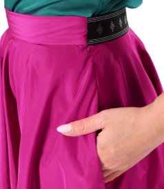 Long flared skirt in lightweight taffeta with decorative elastic at the back