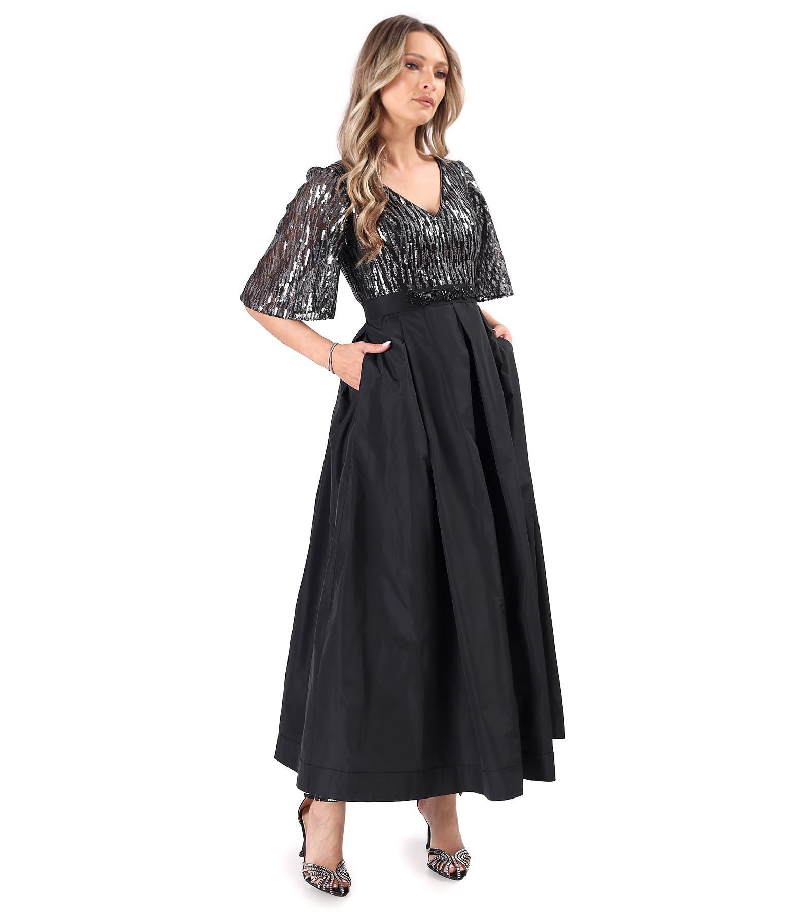Long cocktail dress with voluminous sleeves and a sequin bodice