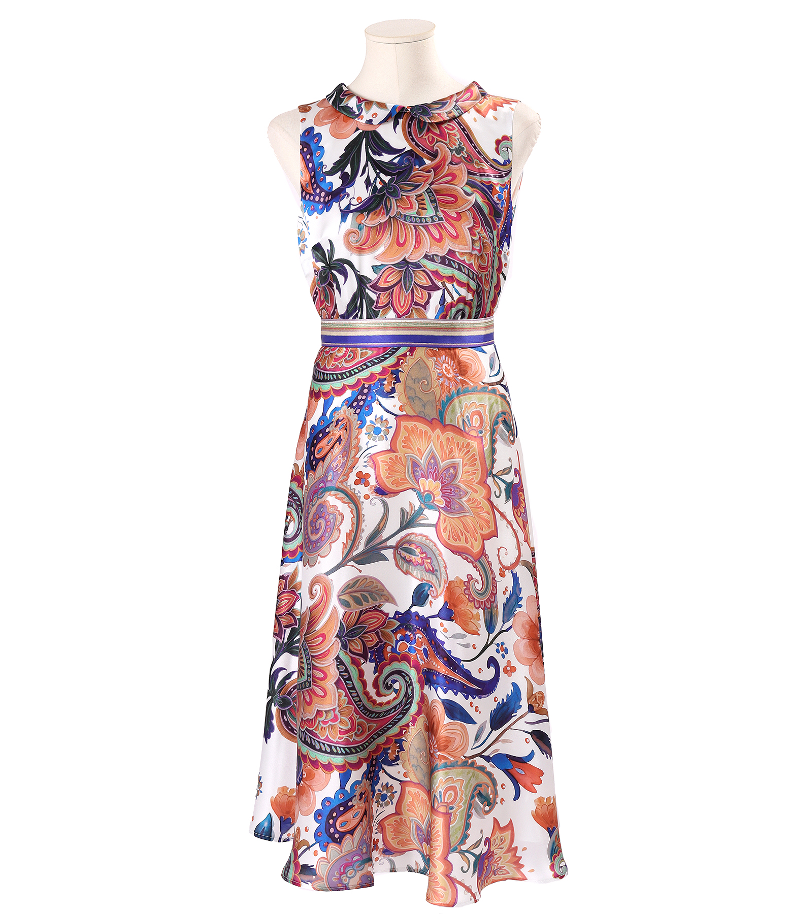 Midi dress in natural silk with paisley print