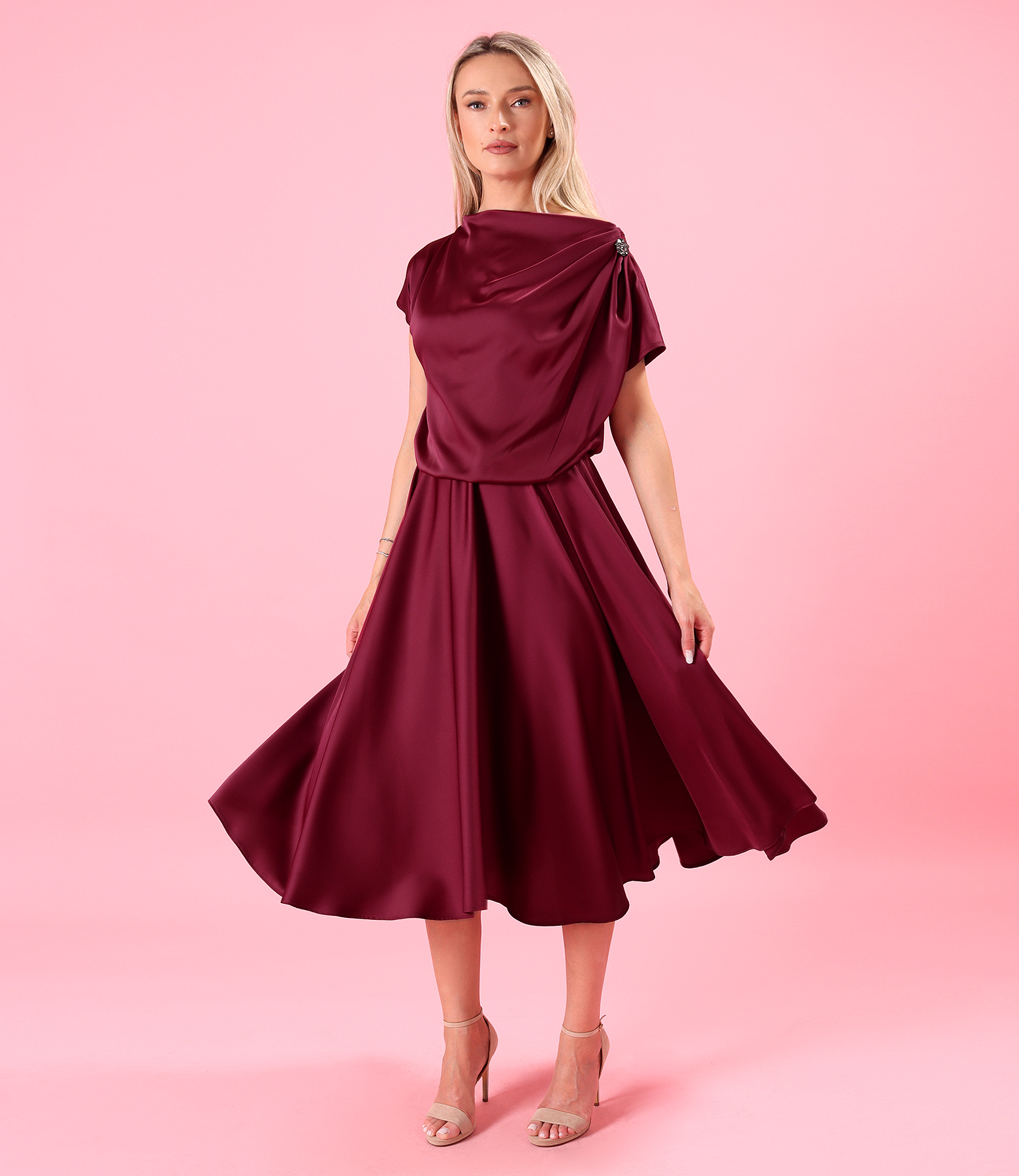 Midi dress in stretch satin with boat neckline