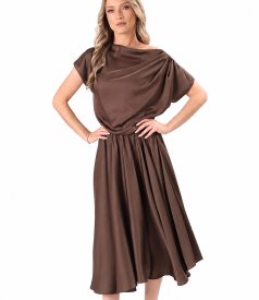 Midi dress in stretch satin with boat neckline