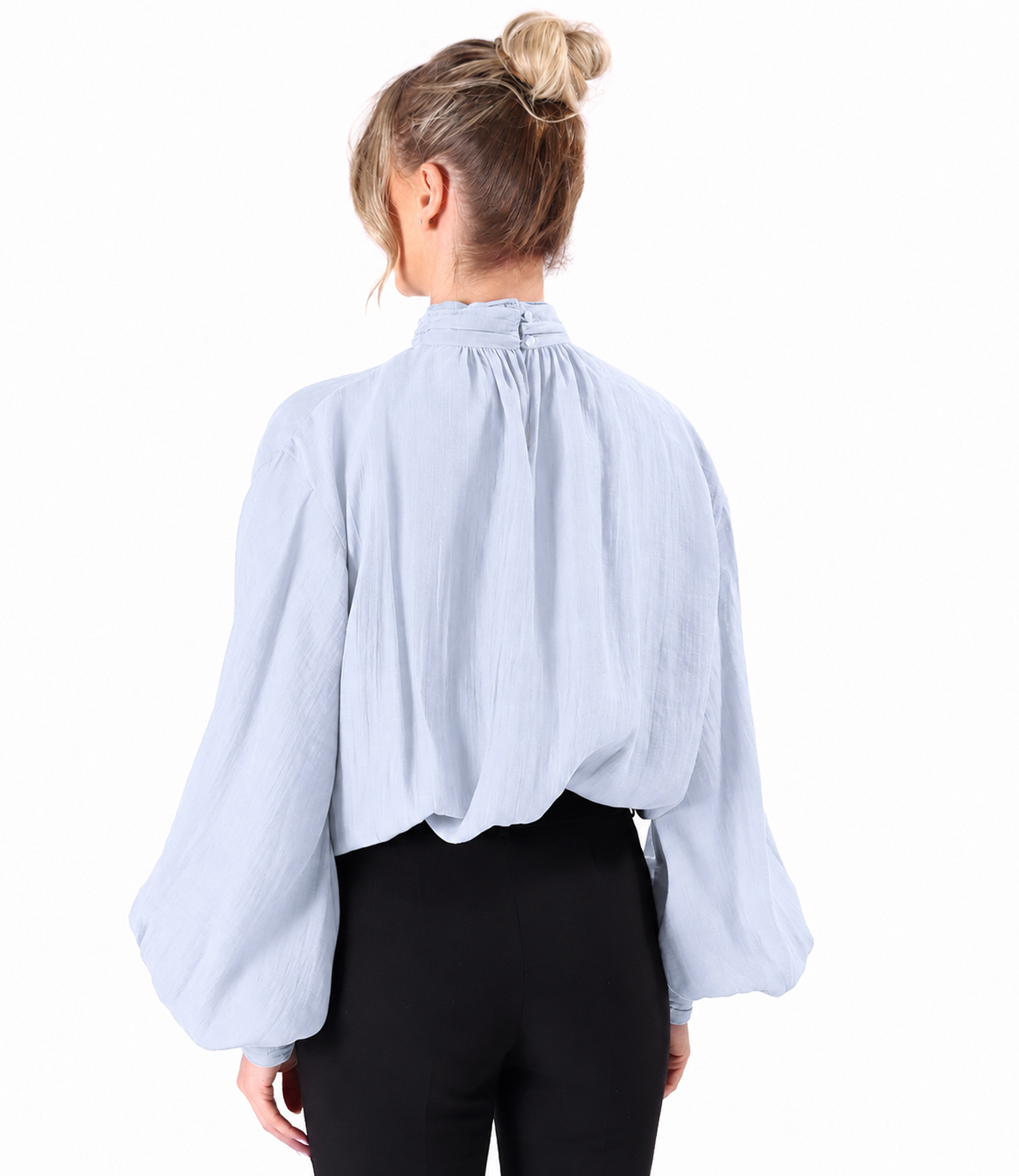 Elegant Tencel blouse with long sleeves