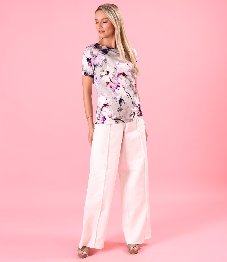 Smart casual set with jersey blouse and wide-leg denim trousers