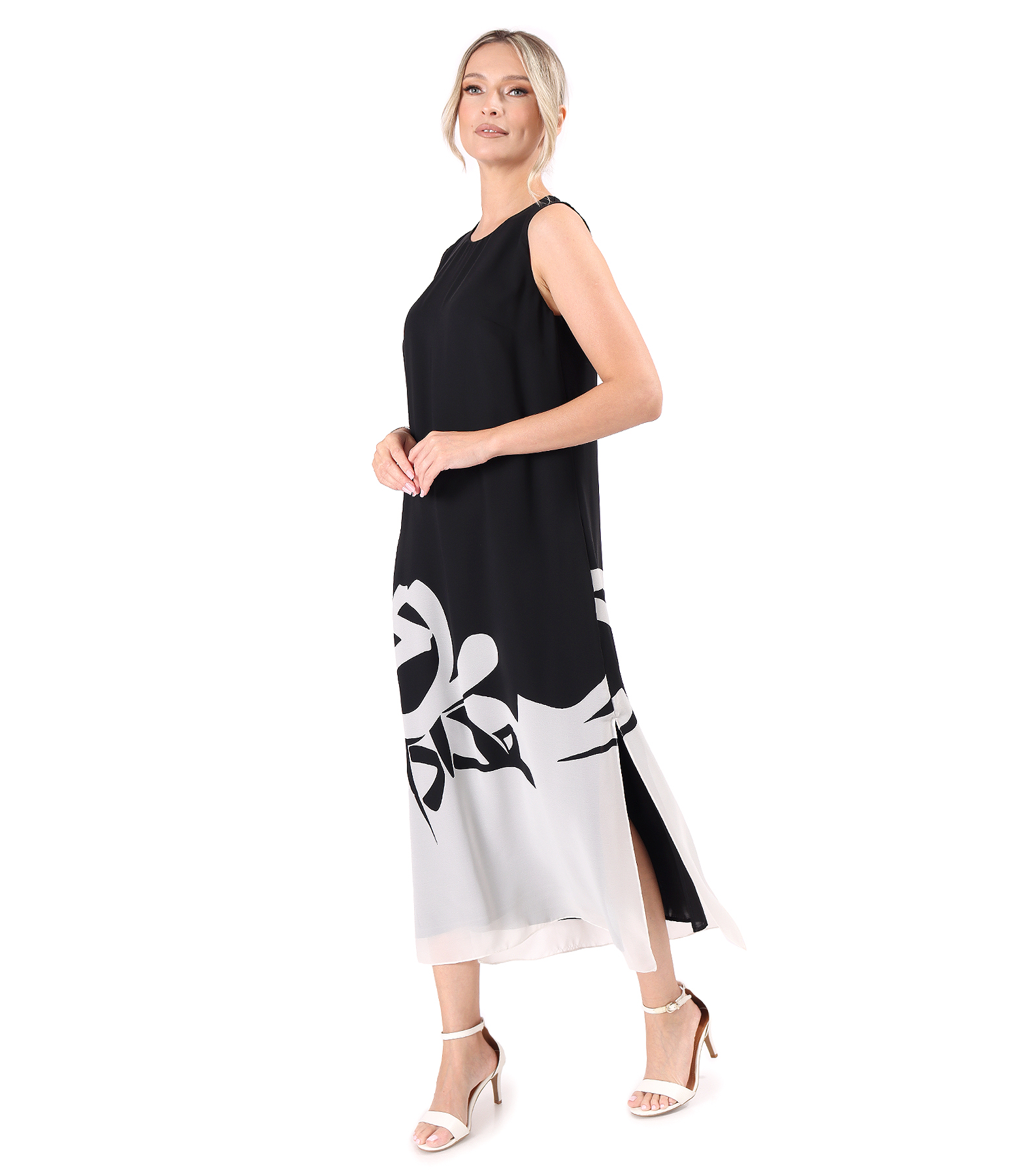 Long elegant dress in printed chiffon