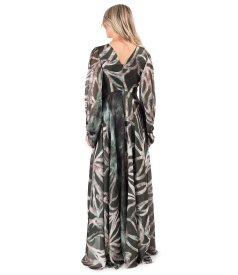 Long evening dress made of printed veil