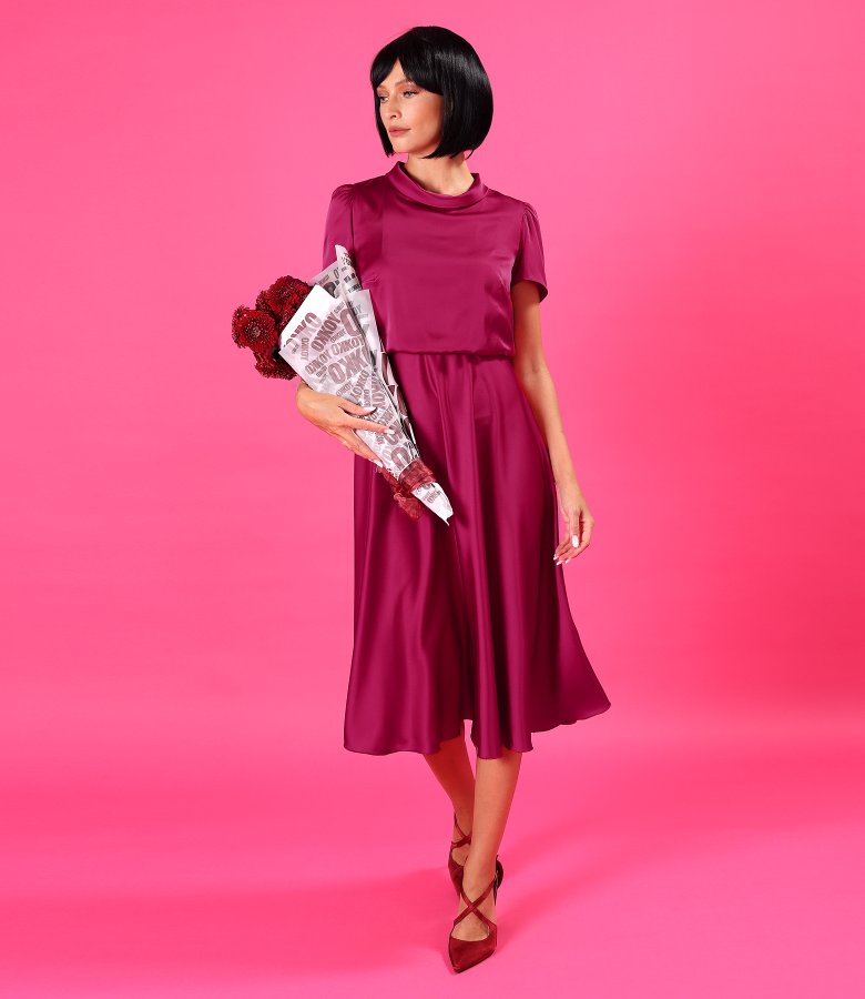 Midi dress in plain stretch satin