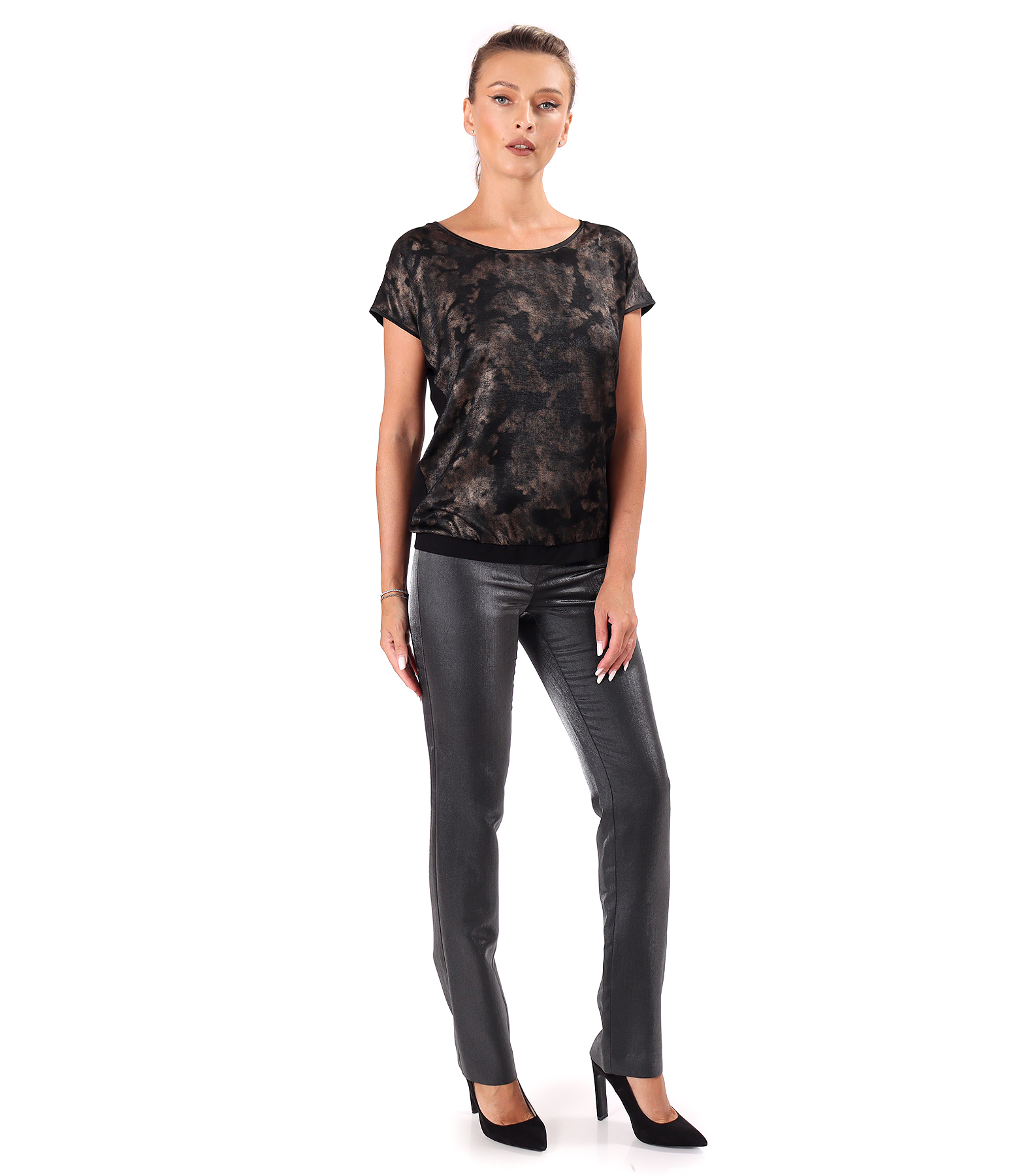 Relaxed-fit blouse with gold motif print front
