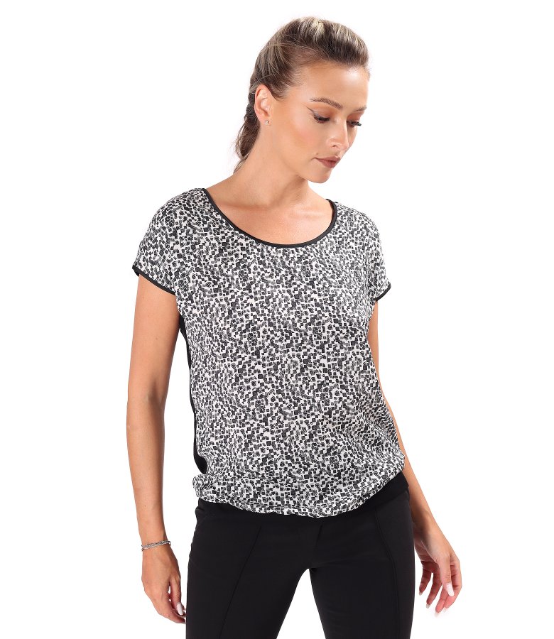 Relaxed-fit blouse with geometric print front