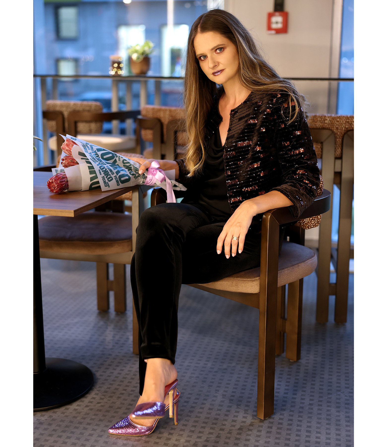 Evening trouser set in stretch velvet with a sequin velvet bolero