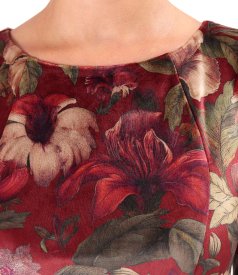 Elegant dense velvet dress with floral print
