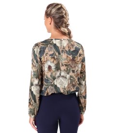 Relaxed-fit blouse in viscose with natural silk