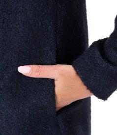 Elegant bouclé coat in a wool and alpaca blend