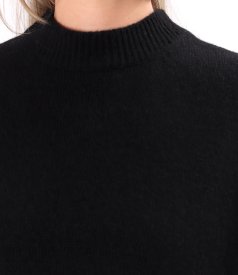 Elegant knitted wool vest