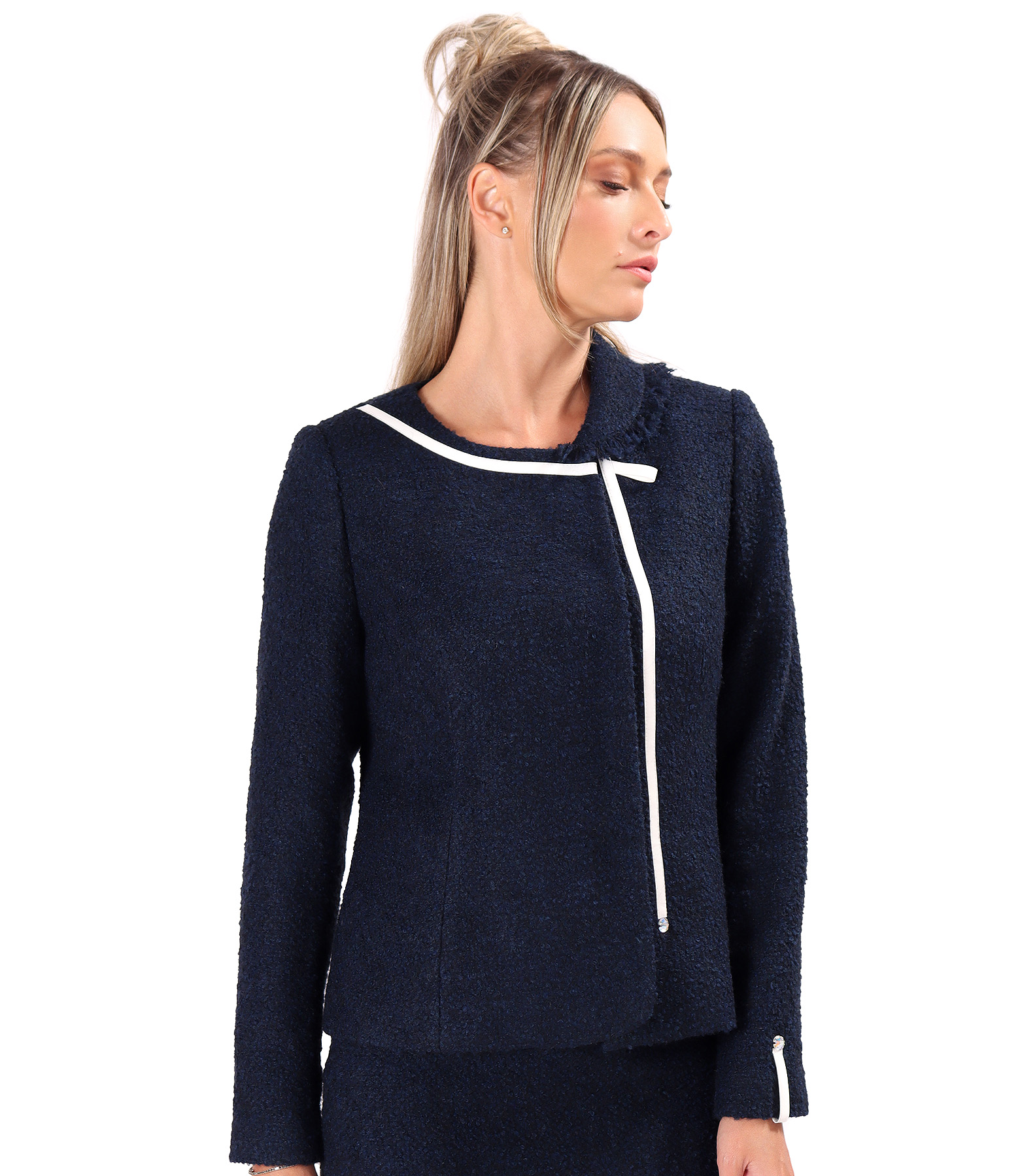 Elegant bouclé jacket in a wool and alpaca blend