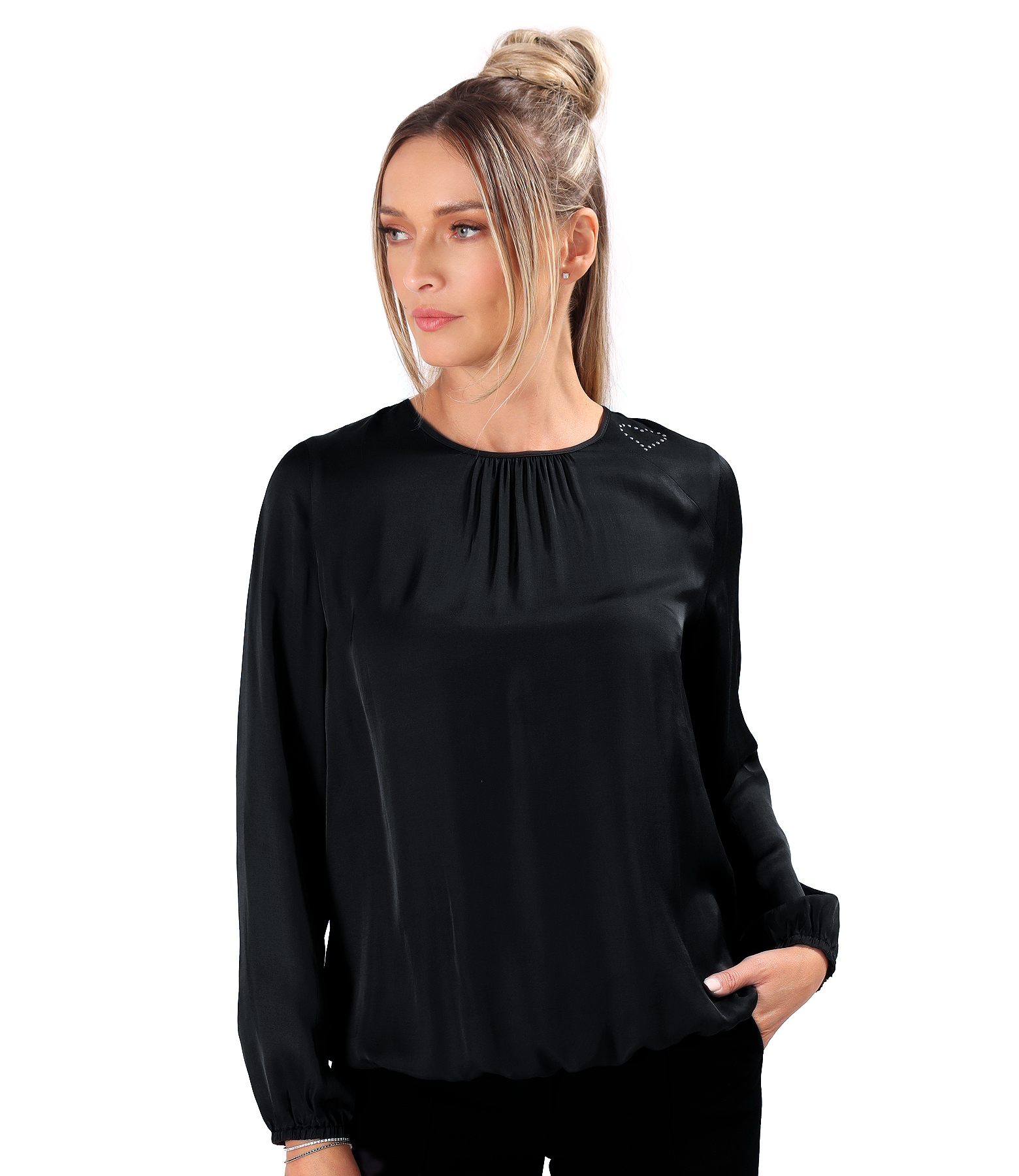Relaxed-fit blouse in viscose satin